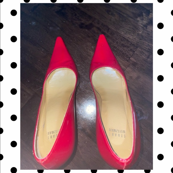 👠Stuart Weitzman Cherry Red Patent Pumps👠 - Picture 4 of 12